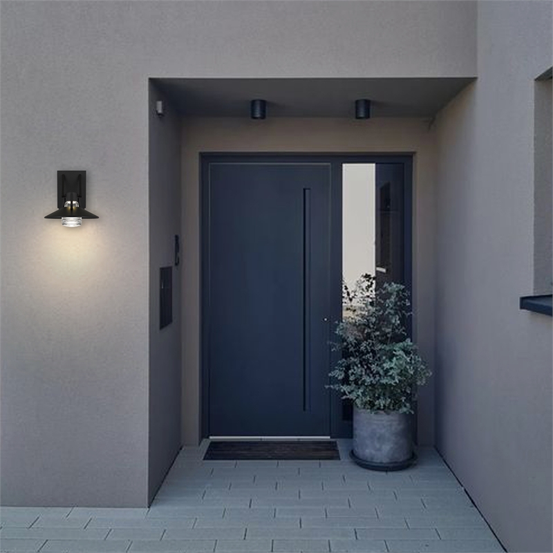 Alteck Radiant 9 inch Aluminum LED Outdoor Wall Light Black