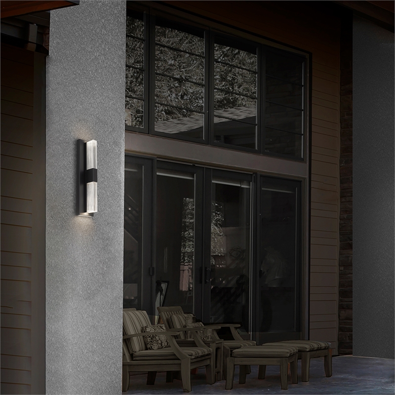Alteck Arles 18 inch Aluminum and Acrylic LED Outdoor Wall Light