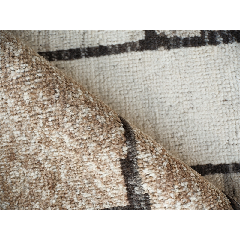 Alcama Hand-Knotted New Zealand Wool Beige/Ivory/Brown 14'x18' Area Rug