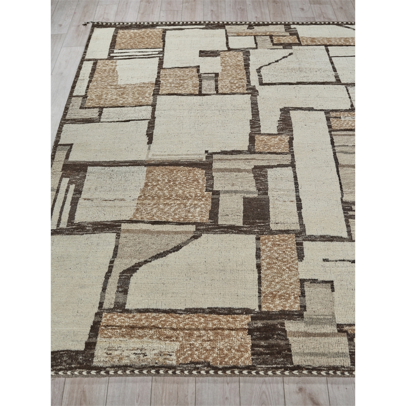 Alcama Hand-Knotted New Zealand Wool Beige/Ivory/Brown 8'x10' Area Rug