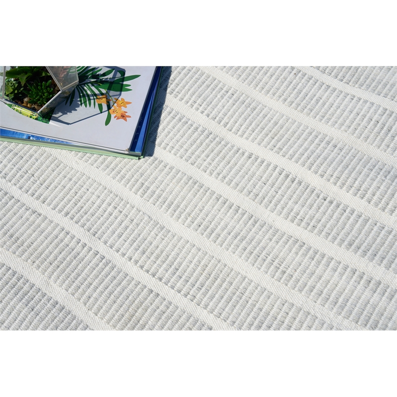 Boca Flatweave Pet Light Silver 2'x3' Area Rug
