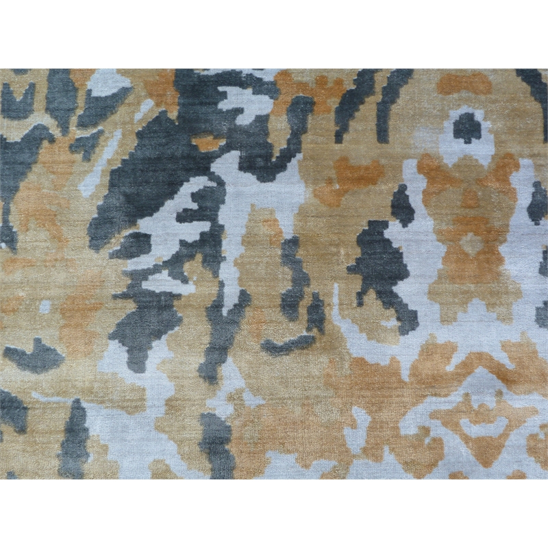 Cassina Handloomed Bamboo Silk Silver/Gold 5'x8' Area Rug