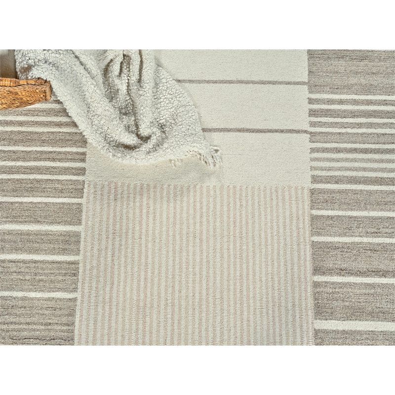 Castine Hand-Tufted New Zealand Wool Beige/Ivory 5'x8' Area Rug