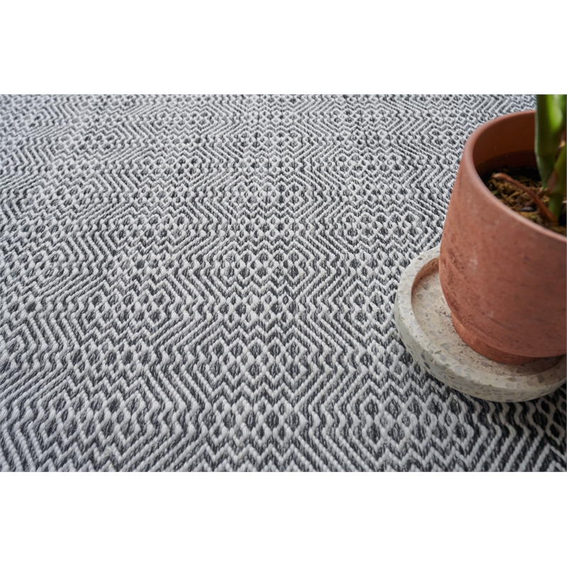 Echo Flatweave Pet Ivory/Black 6'x9' Area Rug