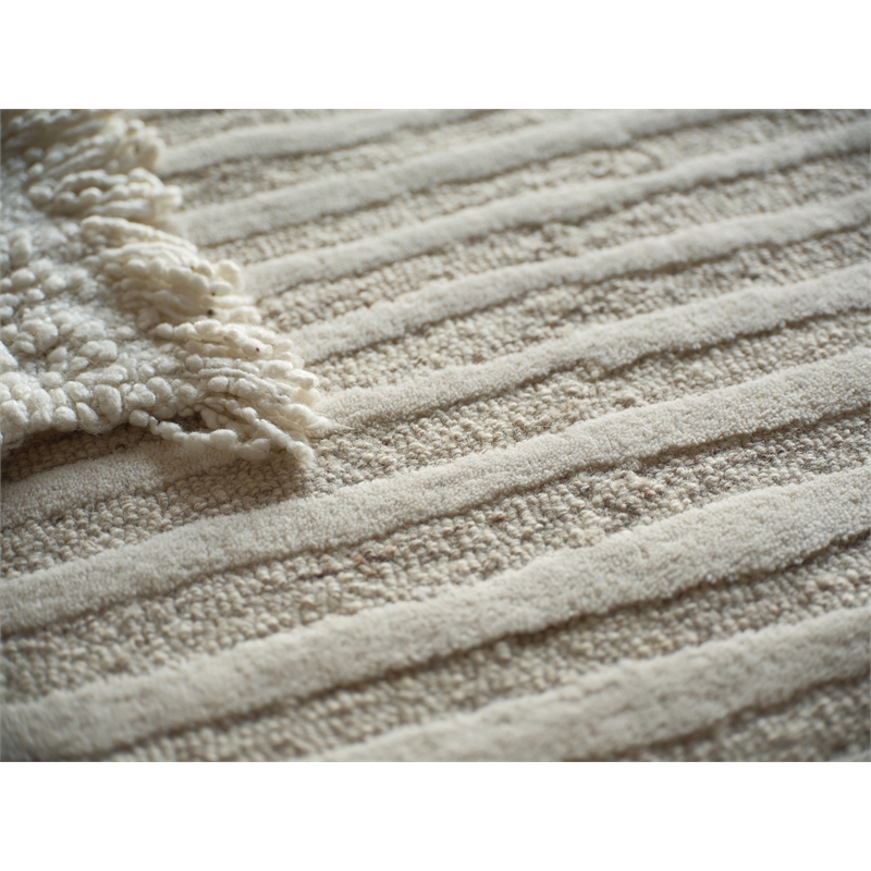 Entro Hand-Tufted New Zealand Wool Beige/Ivory 14'x18' Area Rug