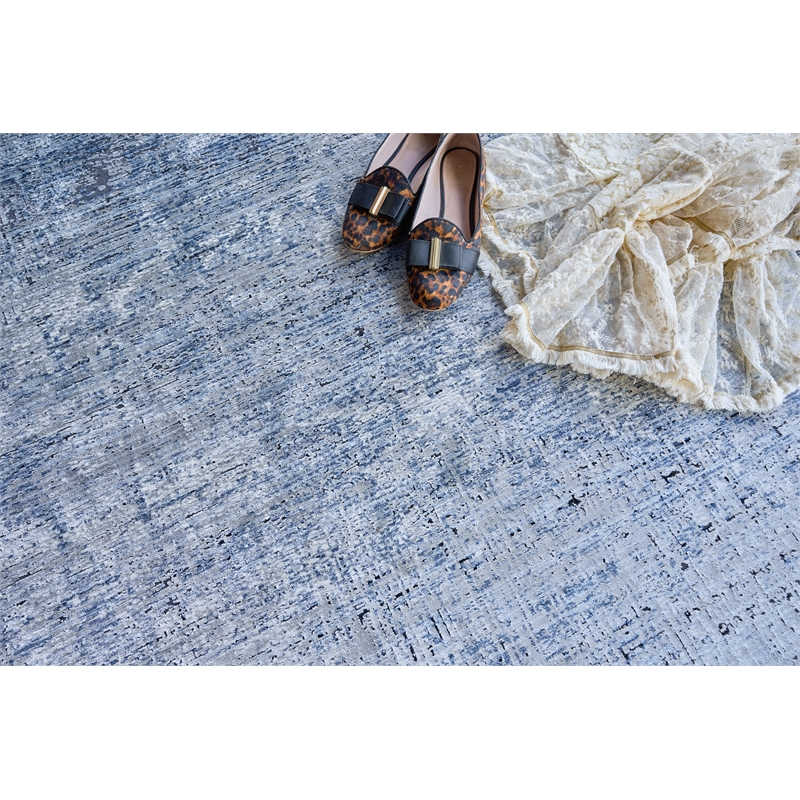 Intrigue Power Loom Polyester/Acrylic Gray/Blue 8'x10' Area Rug