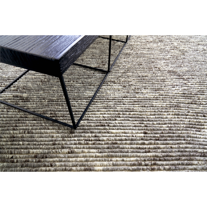 Kaza Hand-Knotted New Zealand Wool Gray/Ivory 6'x9' Area Rug