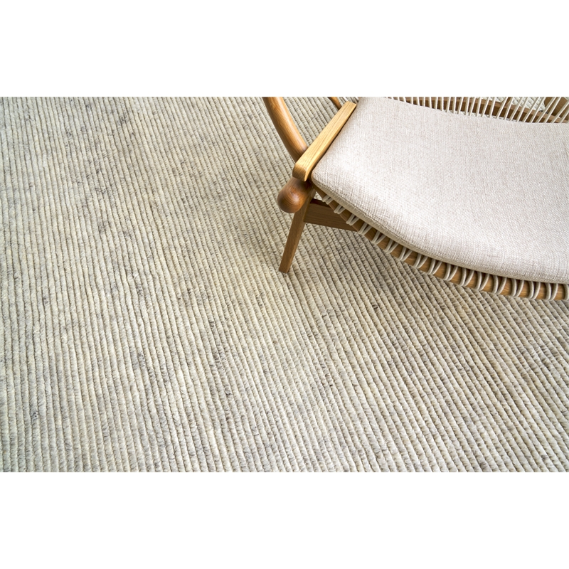 Kaza Hand-Knotted New Zealand Wool Light Silver/Ivory 2'x3' Area Rug