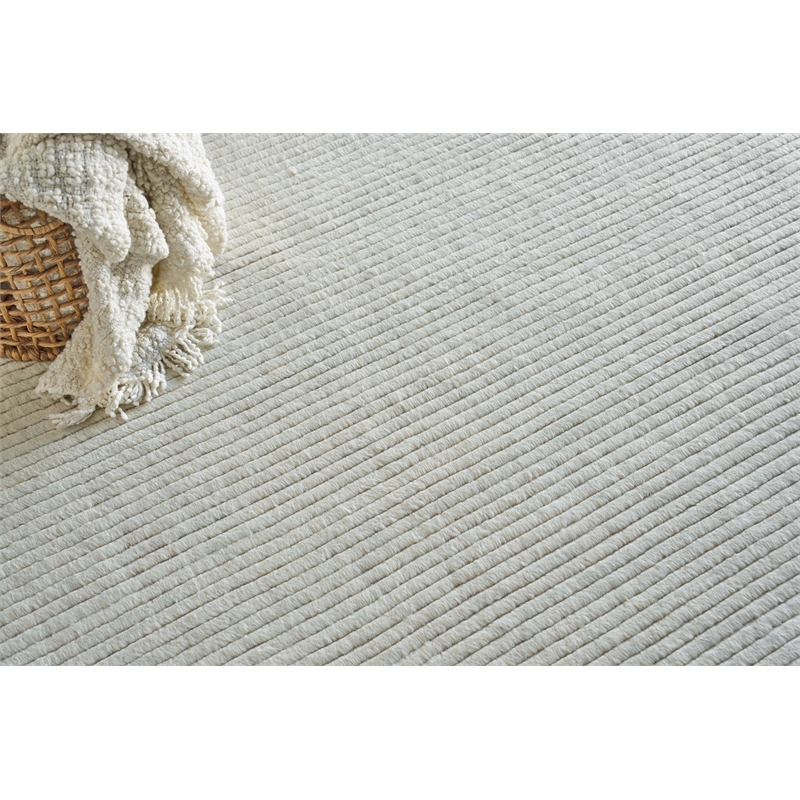 Kaza Handloomed New Zealand Wool Ivory 8'x10' Area Rug