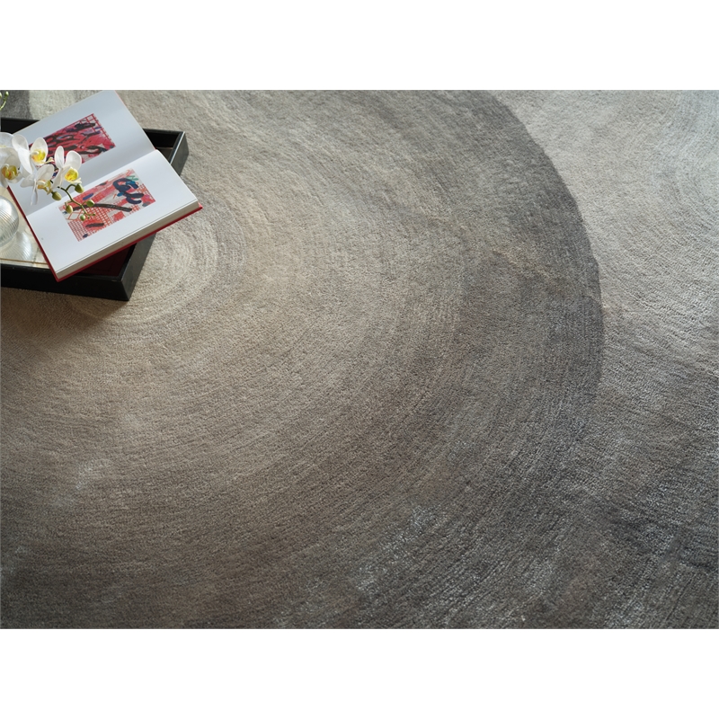 Mitomo Hand-Tufted Wool/Bamboo Silk Charcoal/Ivory 10'x14' Area Rug