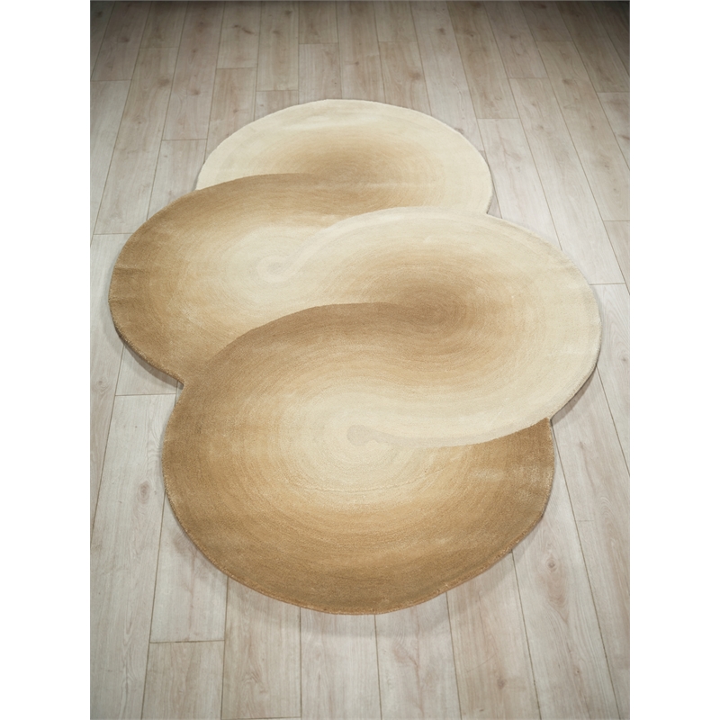 Mitomo Hand-Tufted Wool/Bamboo Silk Light Beige/Ivory 5'x7' Shape Area Rug