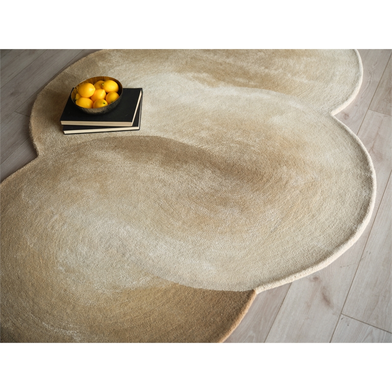Mitomo Hand-Tufted Wool/Bamboo Silk Light Beige/Ivory 5'x7' Shape Area Rug