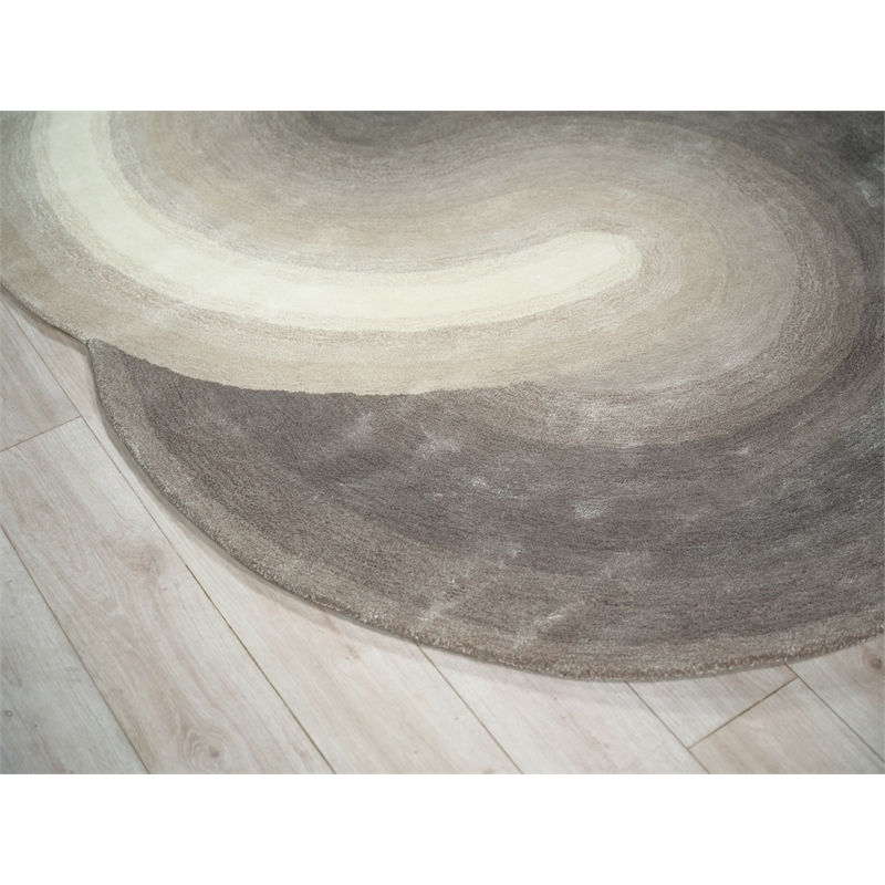 Mitomo Hand-Tufted Wool/Bamboo Silk Charcoal/Ivory 5'x7' Shape Area Rug
