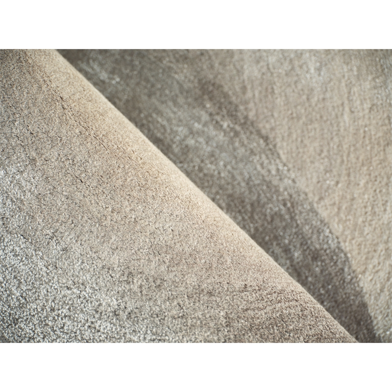 Mitomo Hand-Tufted Wool/Bamboo Silk Charcoal/Ivory 5'x7' Shape Area Rug