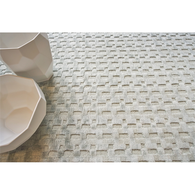 Monroe Silk Handloomed Bamboo Silk Light Green 10'x14' Area Rug