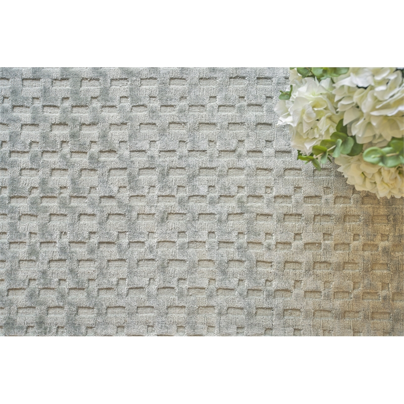 Monroe Silk Handloomed Bamboo Silk Light Green 10'x14' Area Rug