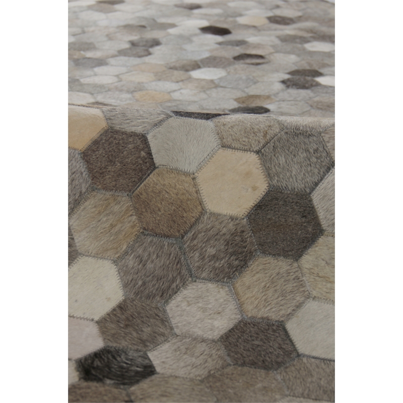 Natural Hide Hand-Tufted Leather Hide Silver/Multi 5'x8' Area Rug