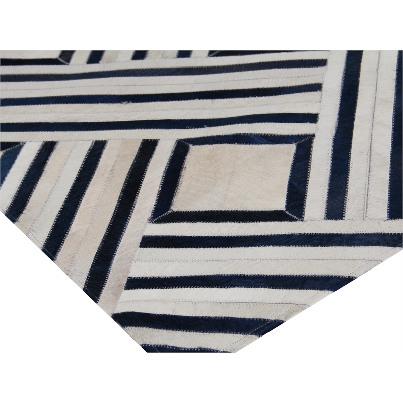 Natural Hide Hand-Tufted Leather Hide Ivory/Blue/Multi 5'x8' Area Rug
