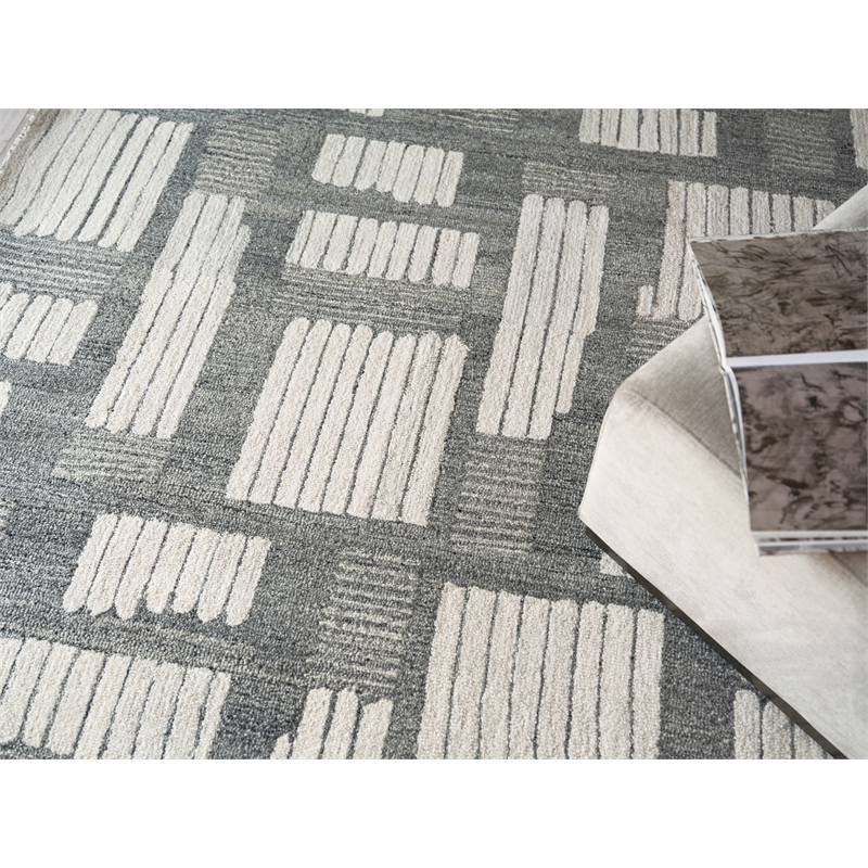 Naturals Hand-Tufted New Zealand Wool Ivory/Silver 5'x8' Area Rug
