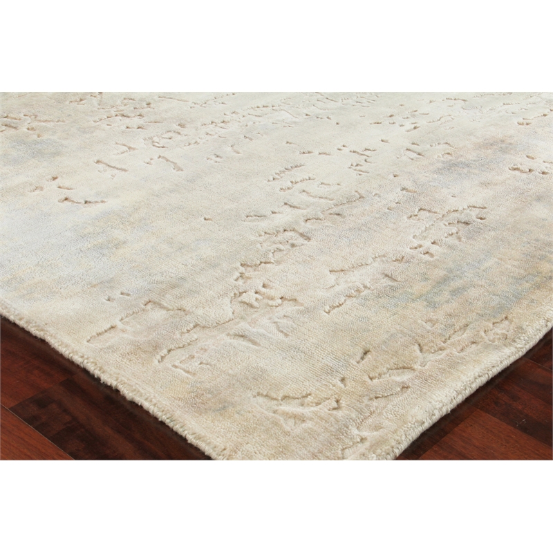 Reflections Handloomed Bamboo Silk Ivory/Soft Green 8'x10' Area Rug
