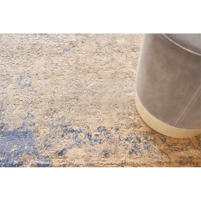 Roset Handloomed Bamboo Silk Beige/Blue/Silver 8'x10' Area Rug
