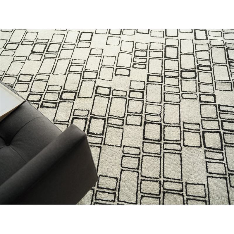 Soho Hand-Tufted New Zealand Wool Ivory/Black 4'x6' Area Rug