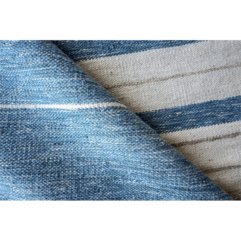 Scandinavian Handloomed New Zealand Wool Blue/Ivory 3'x5' Area Rug