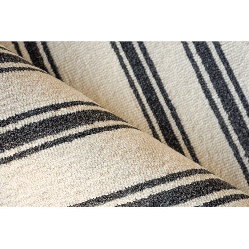 Studio Hand-Tufted New Zealand Wool Ivory/Black 6'x9' Area Rug