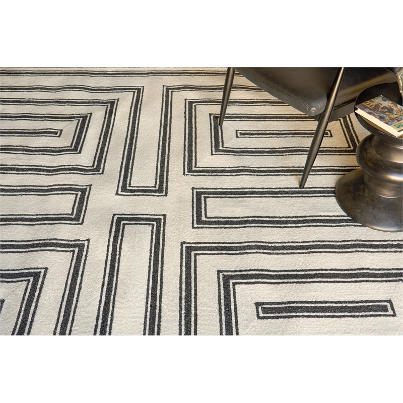 Studio Hand-Tufted New Zealand Wool Ivory/Black 8'x10' Area Rug