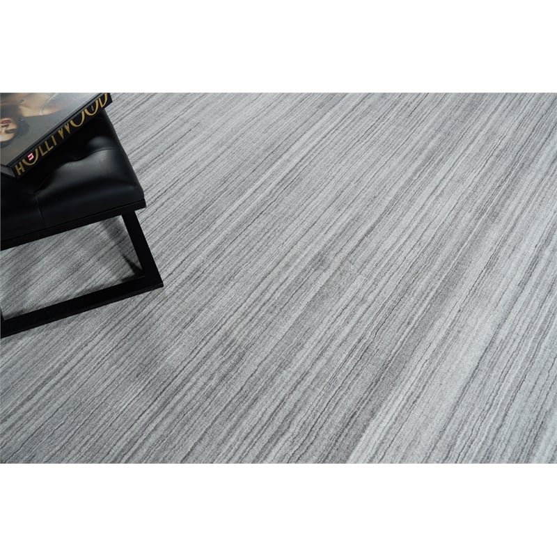 Serenity Handloomed Pet Grey/Silver 2'x3' Area Rug