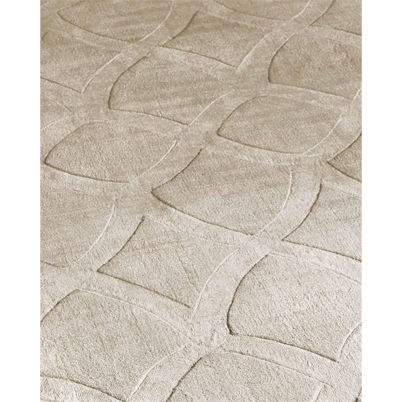 Smooch Geo Handloomed Bamboo Silk Light Beige 6'x9' Area Rug