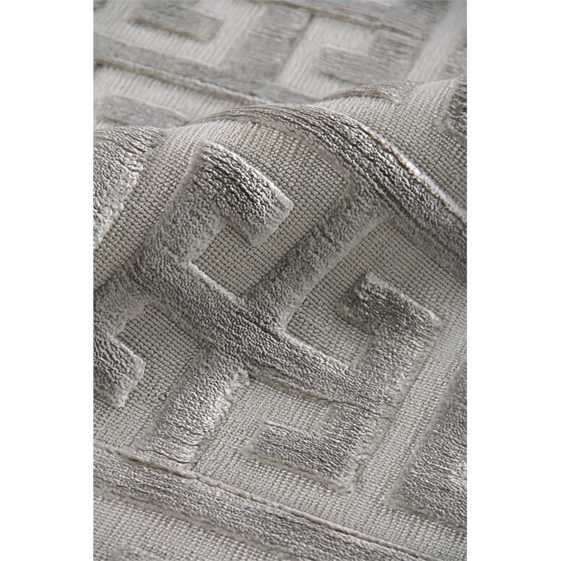 Smooch Geo Handloomed Bamboo Silk Silver 6'x9' Area Rug