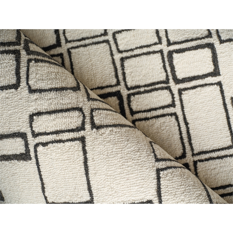 Soho Hand-Tufted New Zealand Wool Ivory/Black 14'x18' Area Rug
