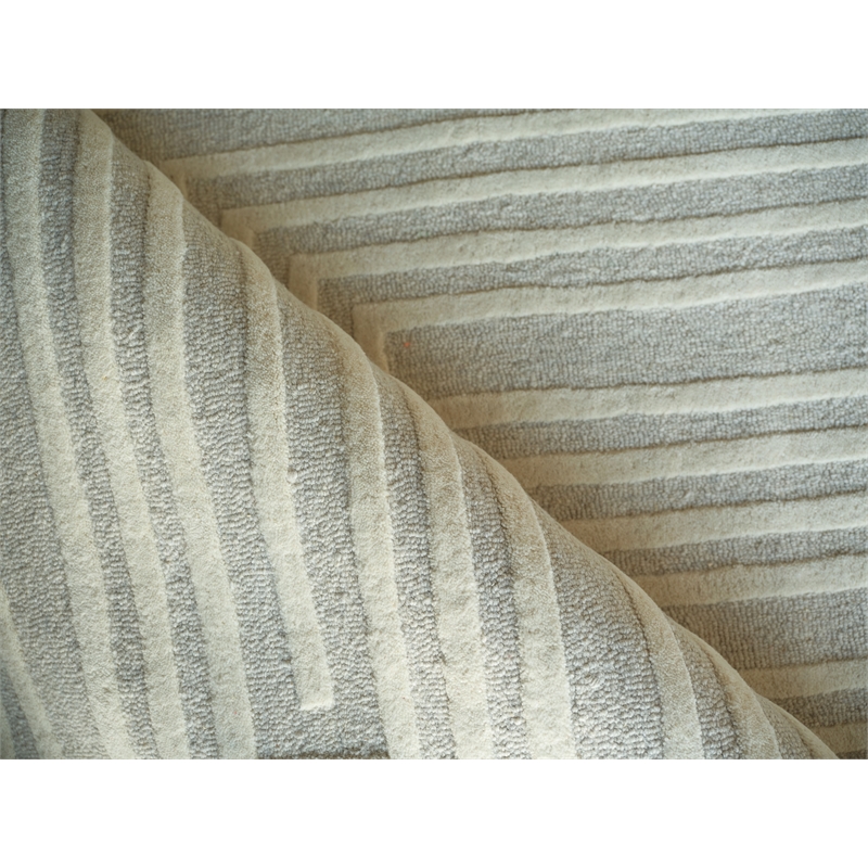 Teton Hand-Tufted New Zealand Wool Silver/Ivory 4'x6' Area Rug
