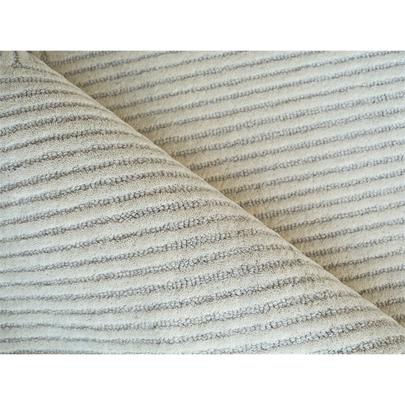 Teton Hand-Tufted New Zealand Wool Silver/Ivory 12'x15' Area Rug