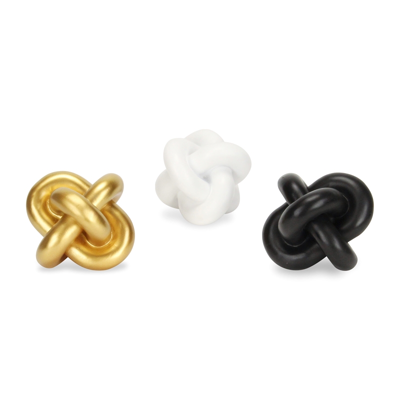 Minyoro White Resin Chain Knot Sculpture