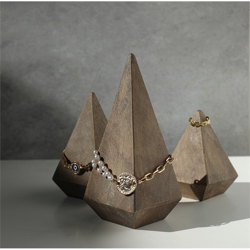 Palison Wooden Pyramid Design Ring Holder - Large
