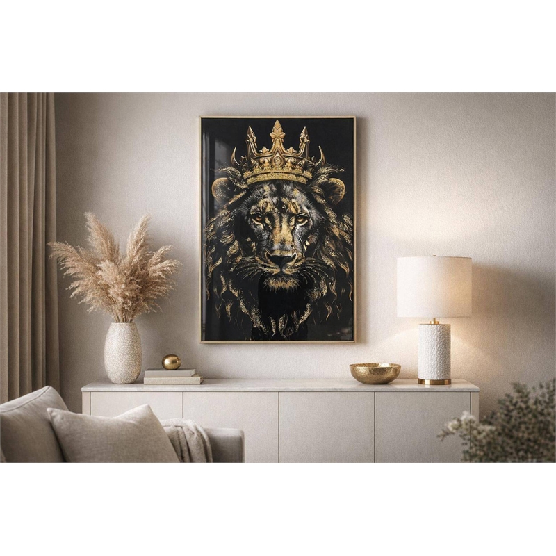 Crowned Noir I - 36