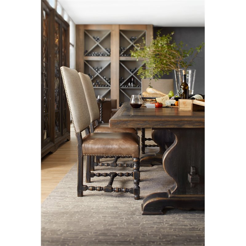 Hooker Furniture Hill Country Bandera 86