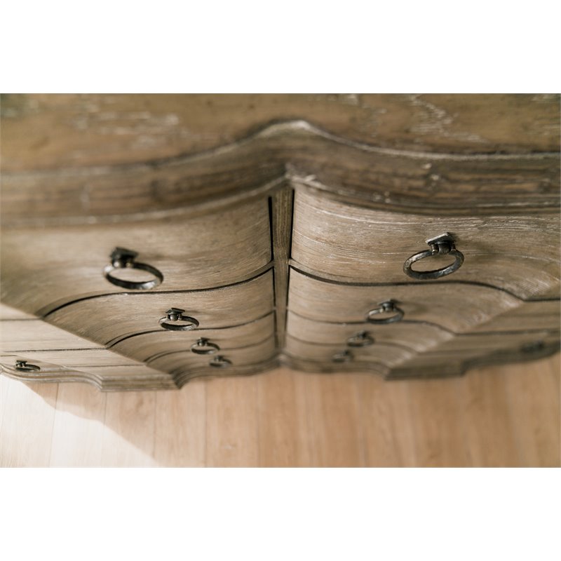 Boheme Adante 8-Drawer Dresser in Light Brown Wood-Grain by Hooker Furniture