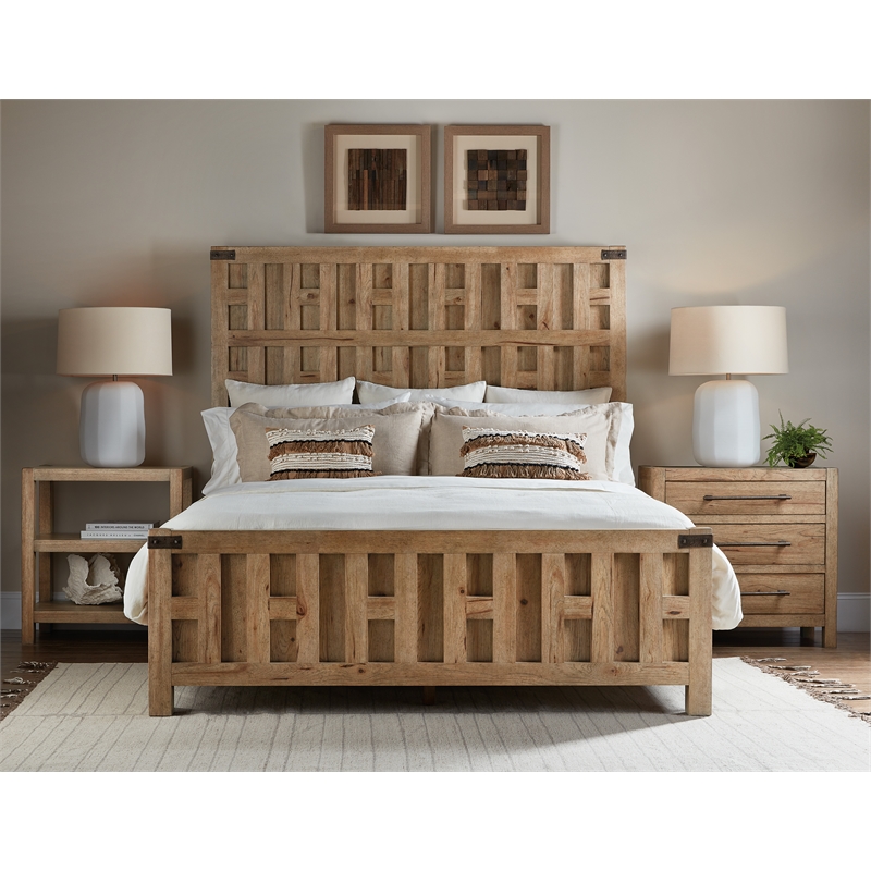 Vineyard Row Queen Panel Bed in Light Natural Wood by Hooker Furnishings
