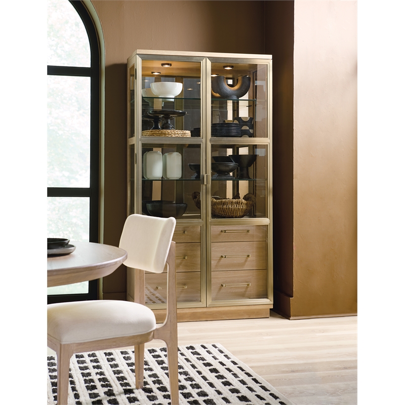 Banyon Bay Display Cabinet in Natural Wood by Hooker Furnishings