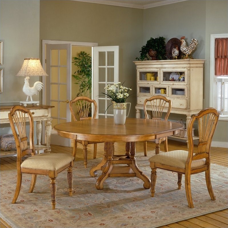 Hillsdale Wilshire 5 Piece Round Dining Table Set in Pine Finish