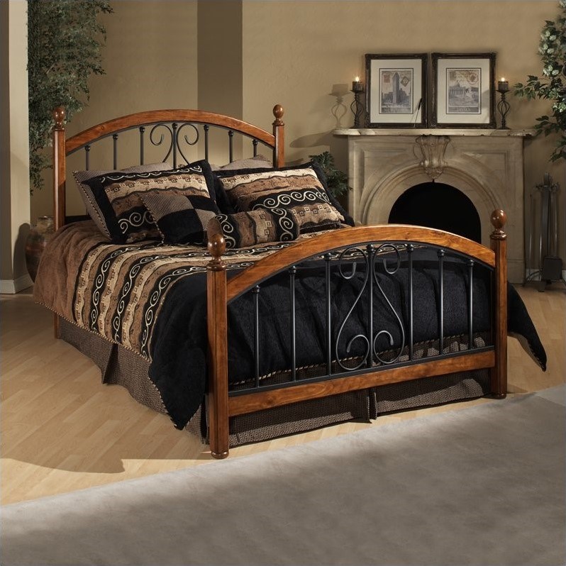 Hillsdale Burton Way Metal Country Poster Bed in Black Powder Coated Finish