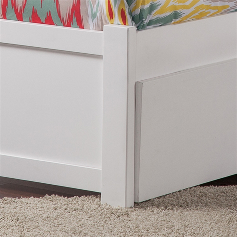 Portland Twin Wood Platform Bed with Footboard and Twin Trundle in White