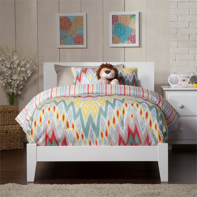 Orlando Twin Solid Wood Foundation Bed in White