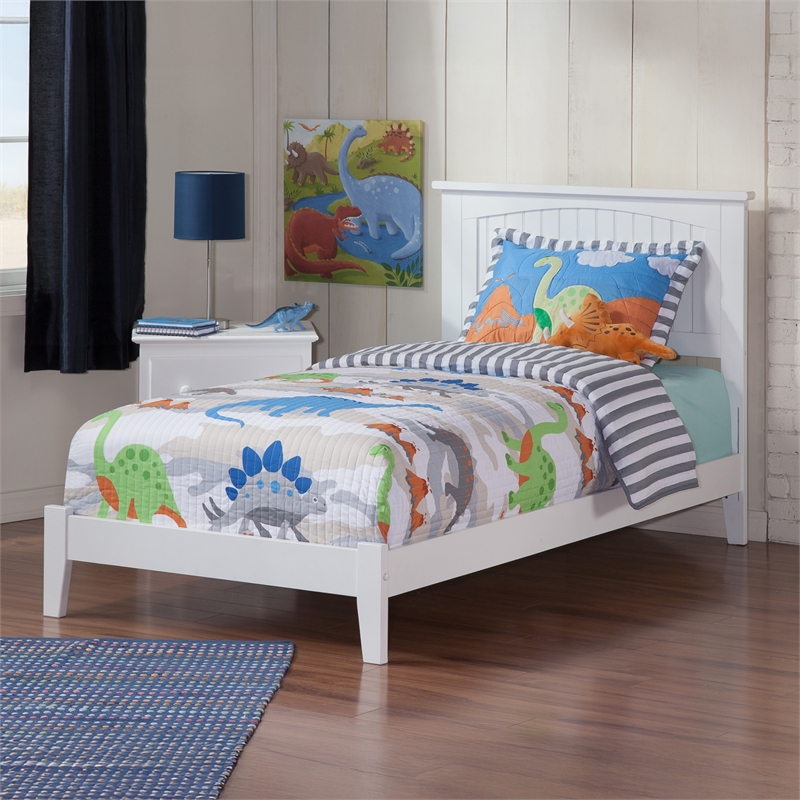 Nantucket Twin Solid Wood Foundation Bed in White
