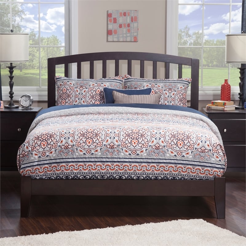 Richmond Full Solid Wood Foundation Bed in Espresso