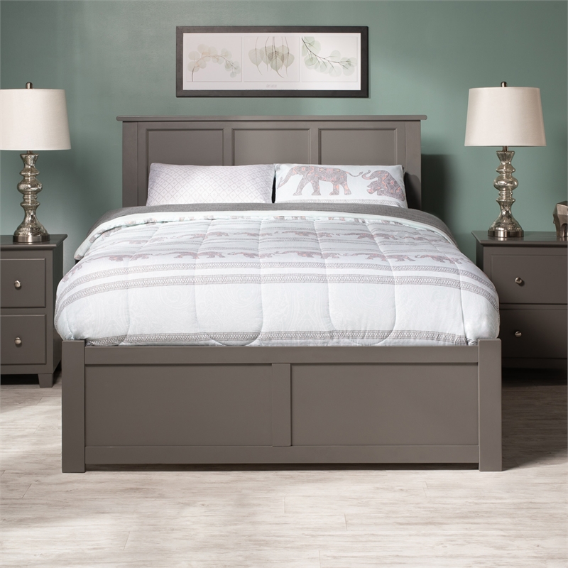 Madison Queen Wood Platform Bed with Footboard and Storage Drawers in Grey
