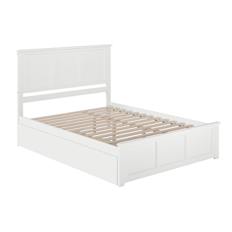 Madison Queen Platform Bed with Matching Footboard & Twin XL Trundle in White